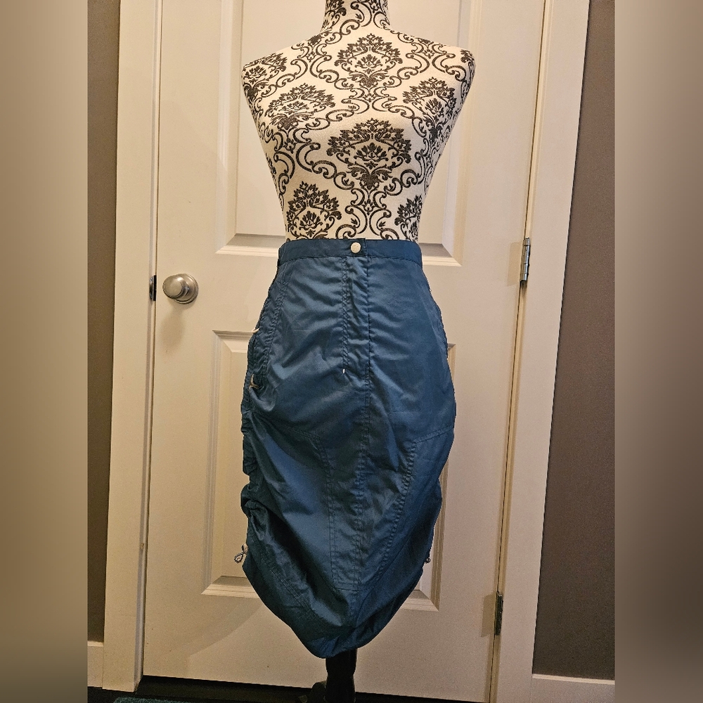 Lithium Tech Skirt Size 7 Blue